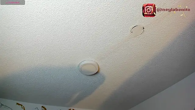 Snapshot of Cristal_Velle chatting on July 27, 2026, 1:18 pm Cristal Velle online show from July 27, 2026, 1:18 pm