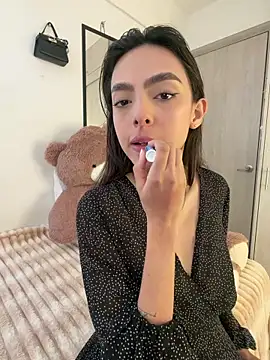 ZaraLuuv online show from March 24, 2026, 6:19 pm