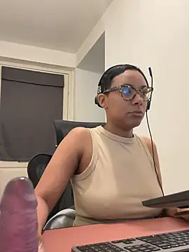 Melia Rayne online show from February 26, 2026, 10:37 am