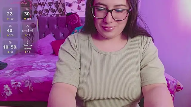 Snapshot of Anny__cute chatting on September 22, 2025, 8:15 pm Anny cute online show from September 22, 2025, 8:15 pm