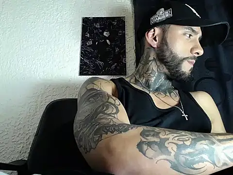 Snapshot of dante_d_angelo_ chatting on September 26, 2025, 3:46 am dante d angelo  online show from September 26, 2025, 3:46 am