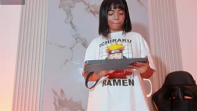 SarahLynn7 online show from February 1, 2026, 1:15 am