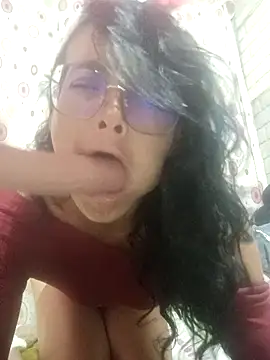 sarayulith online show from October 5, 2025, 1:40 am