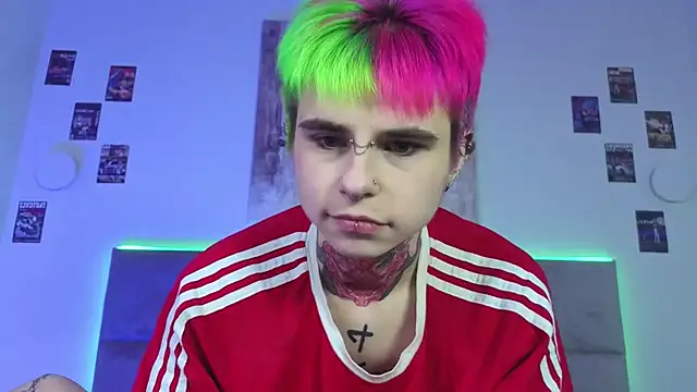 Alex Vallley online show from October 19, 2025, 10:56 pm