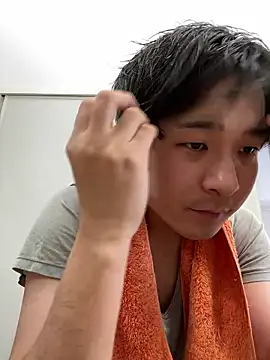 waka3232 online show from April 21, 2026, 1:42 am