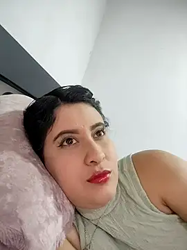 mialorents online show from October 24, 2025, 7:13 pm