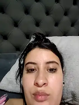 mialorents online show from October 22, 2025, 4:50 pm