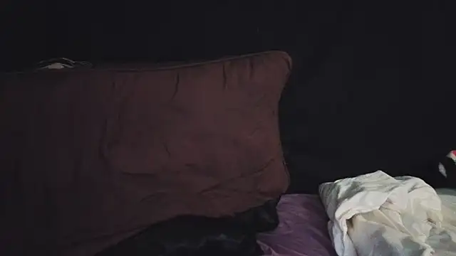 Ilovepussy1911 online show from June 18, 2026, 9:58 am