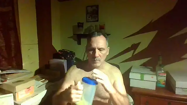 HunkofRock online show from February 17, 2026, 5:27 am