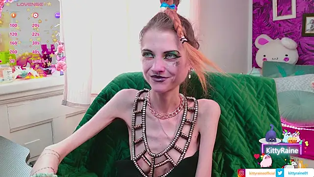 KittyRaine online show from March 26, 2026, 2:04 pm