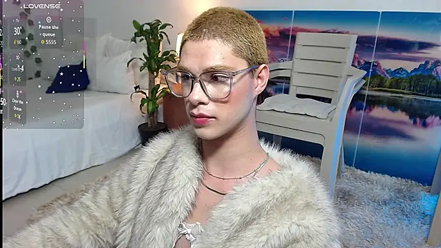 juanes puthee online show from October 1, 2025, 10:30 am