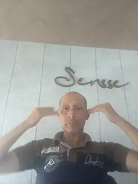 Snapshot of locotronalo chatting on March 5, 2025, 5:18 pm locotronalo online show from March 5, 2025, 5:18 pm