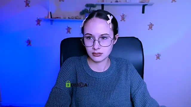 Snapshot of mona_cloud chatting on January 13, 2026, 8:24 pm mona cloud online show from January 13, 2026, 8:24 pm