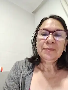 Snapshot of victoria_wayne chatting on June 7, 2026, 9:03 am victoria wayne online show from June 7, 2026, 9:03 am
