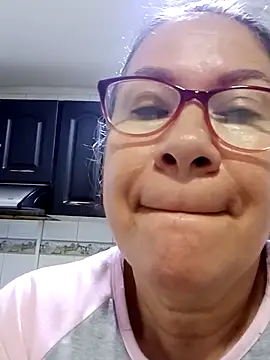 victoria wayne online show from October 1, 2025, 10:09 am