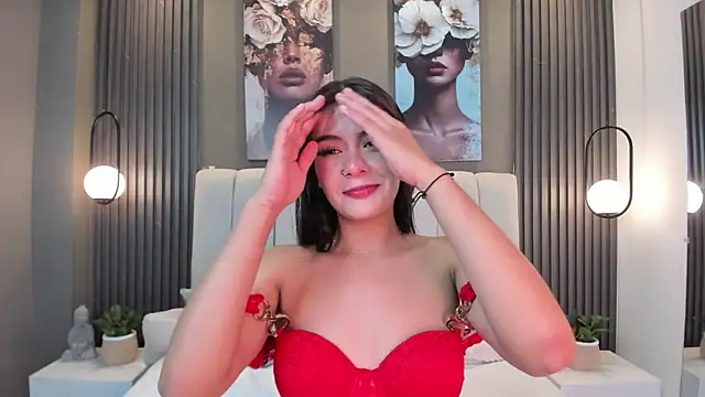 Snapshot of GiannaColling1 chatting on February 27, 2026, 9:03 pm GiannaColling1 online show from February 27, 2026, 9:03 pm