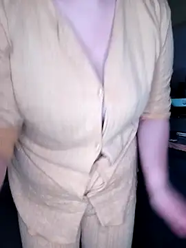 patrona sexooo online show from February 1, 2026, 9:46 pm