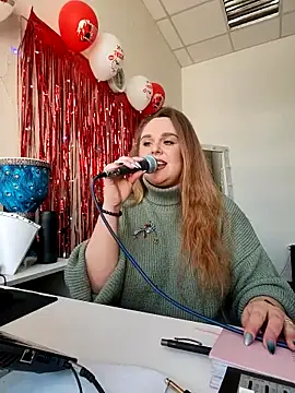 Juicy PeachLux online show from March 6, 2026, 7:47 am