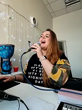 Snapshot of Juicy_PeachLux chatting on February 13, 2026, 7:41 am Juicy PeachLux online show from February 13, 2026, 7:41 am