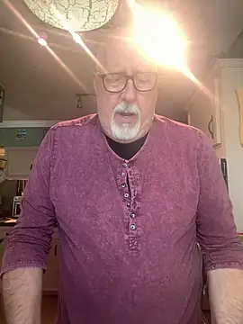 Snapshot of superbearboss chatting on January 15, 2026, 7:06 pm superbearboss online show from January 15, 2026, 7:06 pm