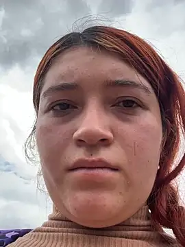 Karina Leon online show from February 18, 2026, 4:36 pm