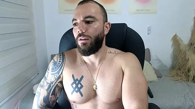 Snapshot of Isaac_Carter chatting on November 28, 2025, 10:48 am Isaac Carter online show from November 28, 2025, 10:48 am