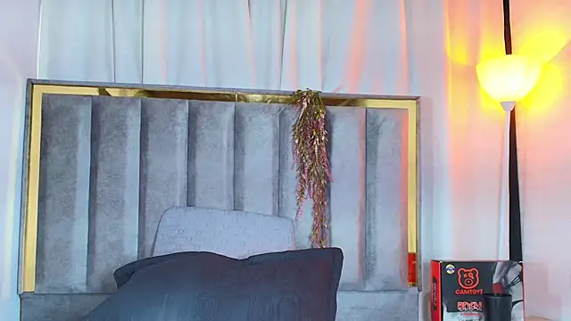 Snapshot of AvaX_777 chatting on February 3, 2026, 8:03 pm AvaX 777 online show from February 3, 2026, 8:03 pm