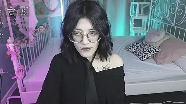 Snapshot of Setsunai_ chatting on March 12, 2025, 2:52 am Setsunai online show from March 12, 2025, 2:52 am