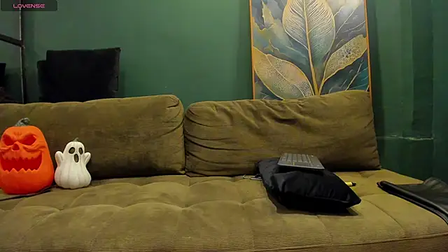  bunnyboy  online show from October 29, 2025, 1:15 am