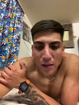 Feendy17 online show from April 2, 2026, 10:22 am