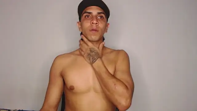 Monkey uchiha777 online show from December 13, 2025, 11:11 pm