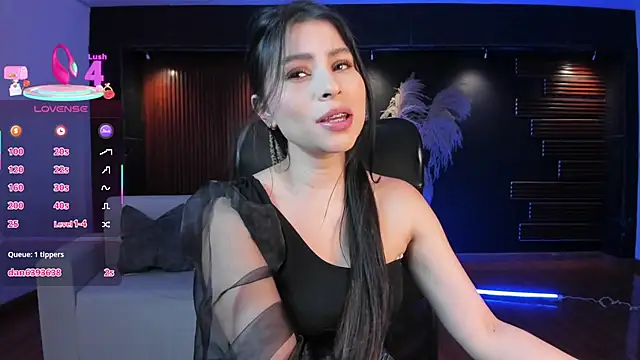 Catalina Santhana online show from October 14, 2025, 6:08 pm