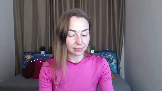 Kiss julli88I online show from March 11, 2025, 5:46 am