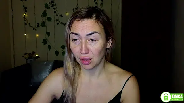 Kiss julli88I online show from January 6, 2026, 6:23 pm