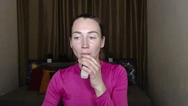 Kiss julli88I online show from March 15, 2025, 9:49 pm