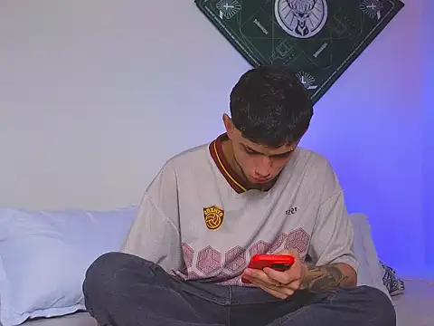 Snapshot of samevansx_ chatting on November 25, 2025, 6:19 pm samevansx online show from November 25, 2025, 6:19 pm