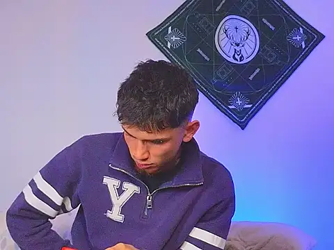 Snapshot of samevansx_ chatting on November 18, 2025, 7:28 pm samevansx online show from November 18, 2025, 7:28 pm