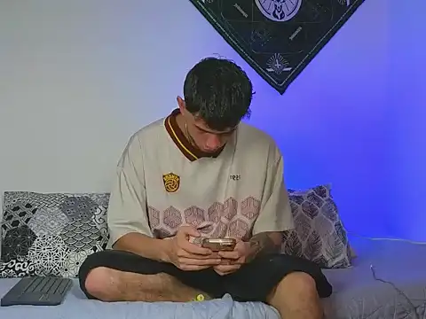 Snapshot of samevansx_ chatting on October 27, 2025, 2:40 pm samevansx online show from October 27, 2025, 2:40 pm