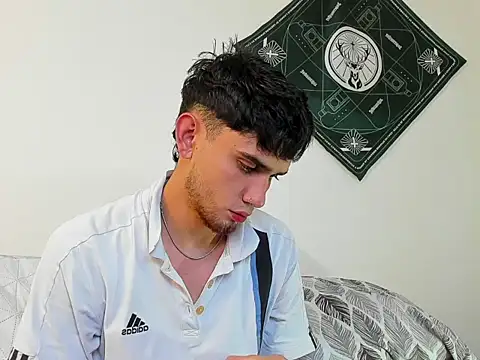 samevansx  online show from February 7, 2026, 8:06 pm