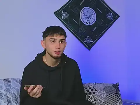 Snapshot of samevansx_ chatting on October 21, 2025, 3:22 pm samevansx online show from October 21, 2025, 3:22 pm