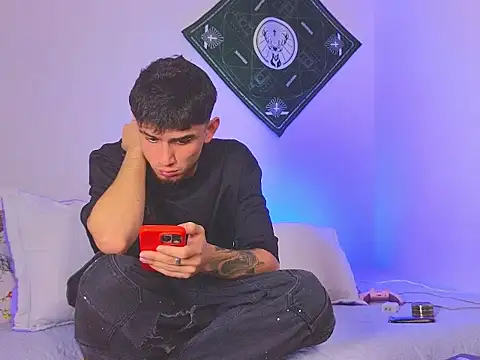 Snapshot of samevansx_ chatting on November 29, 2025, 5:24 pm samevansx online show from November 29, 2025, 5:24 pm