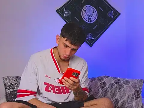 Snapshot of samevansx_ chatting on November 16, 2025, 6:01 pm samevansx online show from November 16, 2025, 6:01 pm