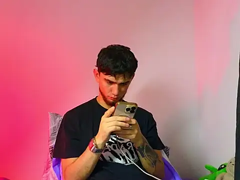 samevansx  online show from December 18, 2025, 11:52 pm