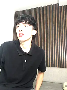 Snapshot of troy_rouge chatting on September 30, 2025, 7:09 pm troy rouge online show from September 30, 2025, 7:09 pm
