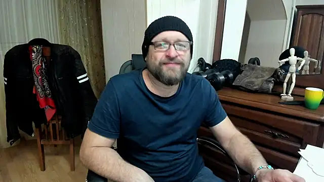 Grandor M online show from March 15, 2025, 6:10 pm