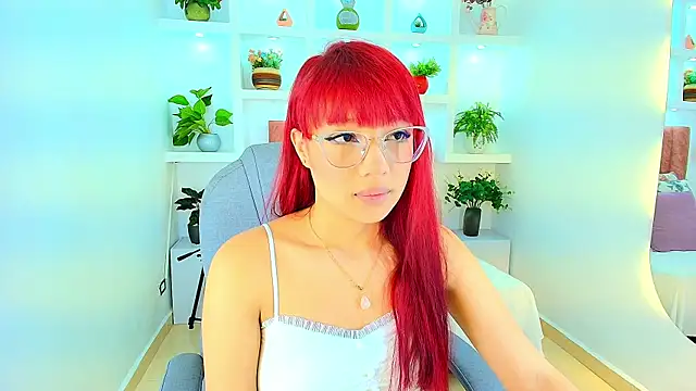 Snapshot of sharon_rosse__ chatting on December 16, 2025, 12:31 pm sharon rosse online show from December 16, 2025, 12:31 pm