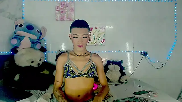 KimberlyXtreme online show from October 5, 2025, 9:38 pm