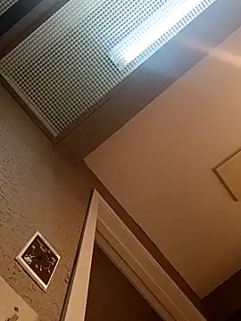 Snapshot of KITTYBOOBOOFUXX chatting on November 15, 2025, 5:06 pm KITTYBOOBOOFUXX online show from November 15, 2025, 5:06 pm