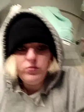 Snapshot of KITTYBOOBOOFUXX chatting on November 29, 2025, 10:54 pm KITTYBOOBOOFUXX online show from November 29, 2025, 10:54 pm