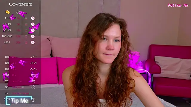 Snapshot of AmeliRoyse chatting on October 13, 2025, 5:14 pm AmeliRoyse online show from October 13, 2025, 5:14 pm